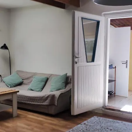 Nad Prehradou U Liberce 아파트