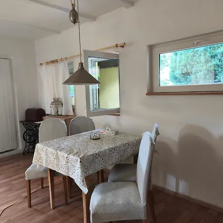 Nad Prehradou U Liberce Apartman